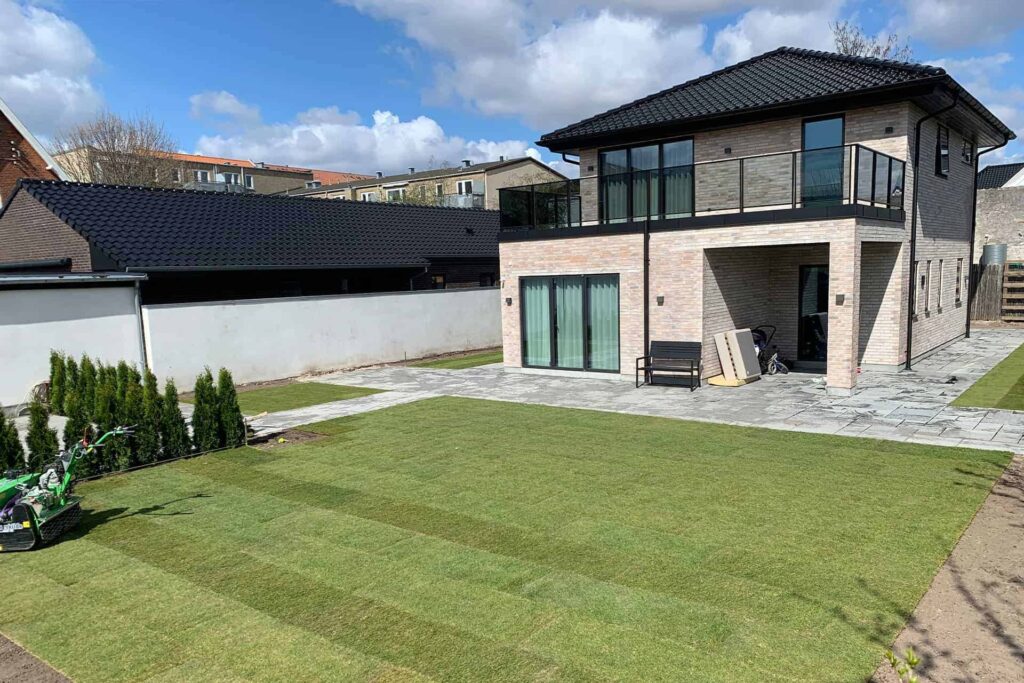 Terrasser & haveanlæg